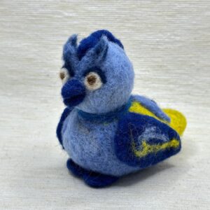 Kleiner blauer Vogel